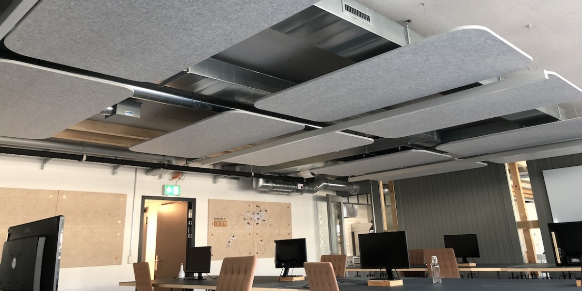 Wisiorek akustyczny panel lampki